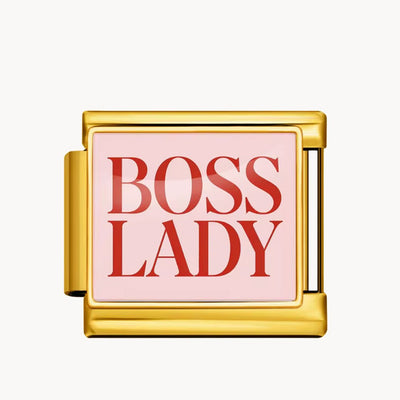 Charm italien Boss Lady : « BOSS LADY » en lettres roses sur fond rose pâle, cadre doré