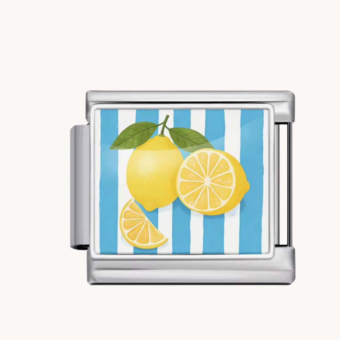 Charm italien Charm citrons, autre coloris : un citron entier et une tranche sur rayures bleu clair et blanc